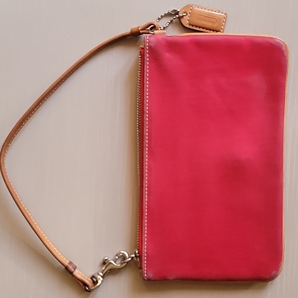 Coach Y2k Wristlet - Picture 5 of 12